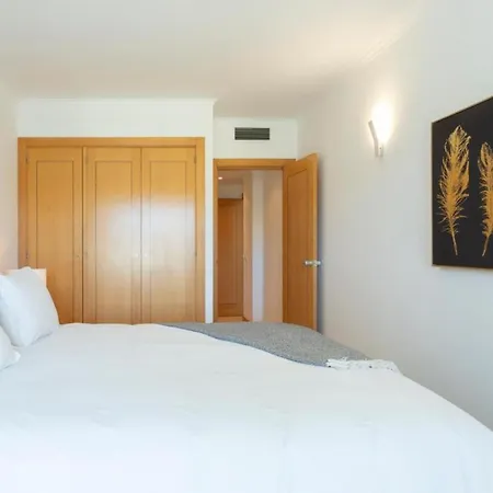 Snazzy Varandas Do Castelo - One Bedroom Sleeps 2 Person Apartmán *