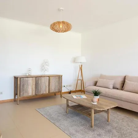 Snazzy Varandas Do Castelo - One Bedroom Sleeps 2 Person Albufeira