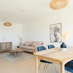 شقة Snazzy Varandas Do Castelo - One Bedroom Sleeps 2 Person البوفيرا