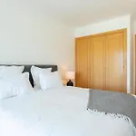 Apartmán Snazzy Varandas Do Castelo - One Bedroom Sleeps 2 Person *
